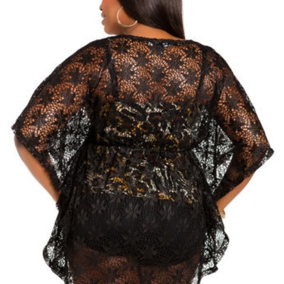 LACE COVER-UP TOP - Picture 2 of 3